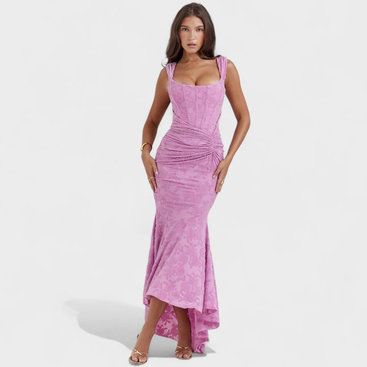 Belucia™ | Vestido de silueta escultórica