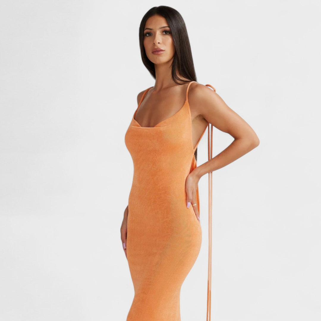 Belucia™ | El vestido que celebra tus curvas